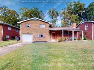 6156 Birkewood Rd, Huntington, WV 25705