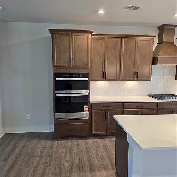 378 Sunset Hollow St — Photo 1