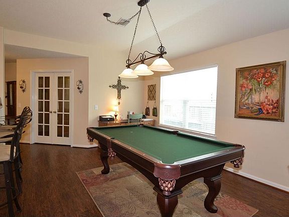 4th image of 2827 Foster Hill Dr