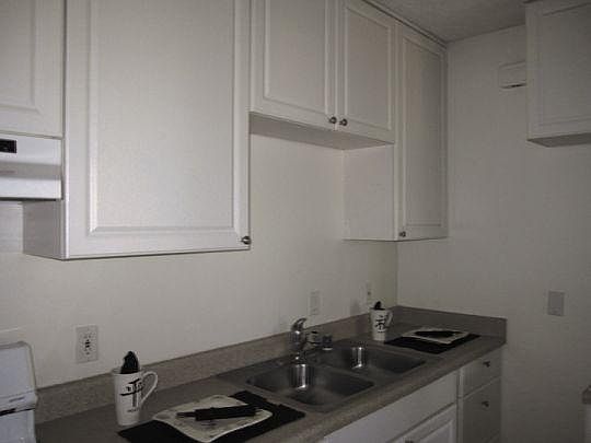 4th image of 410 Raymondale Dr APT 43
