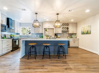 9202 Bronco Dr, Houston, TX 77055