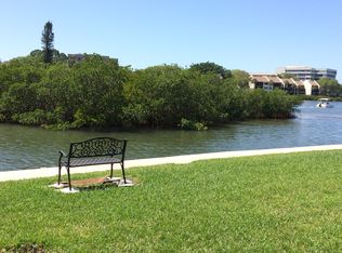 6470 Hollywood Blvd APT 102, Sarasota, FL 34231