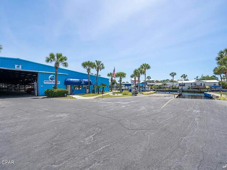 929 Marina Dr — Photo 35
