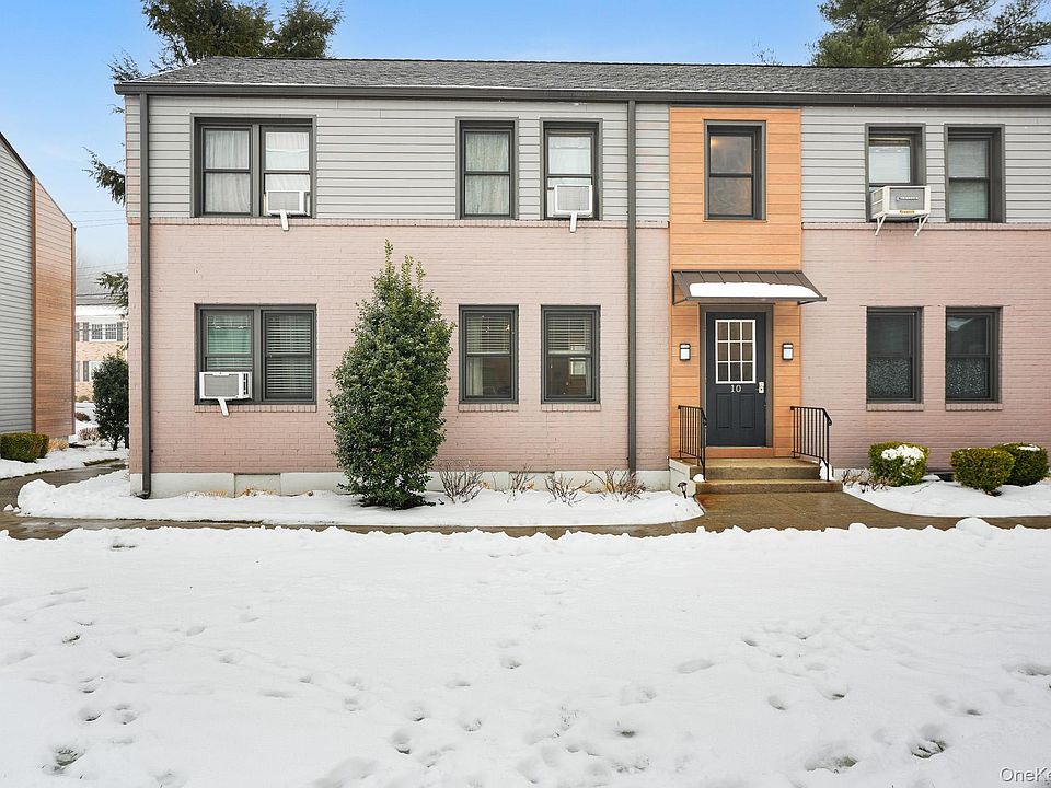 1st image of 10 Tappan Landing #53A
