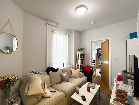 Rented by Denise Rosenblum, LREB | media 11