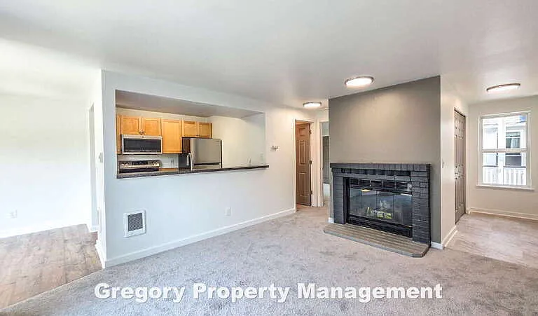 6700 NE 182nd St #B302 — Photo 8