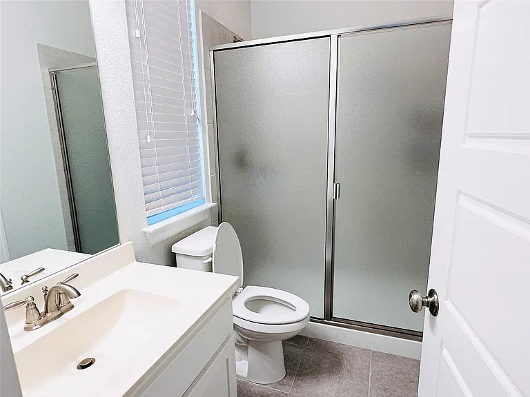 806 Davids Way — Photo 20
