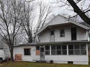 208 La Croix Rd, Harsens Island, MI 48028