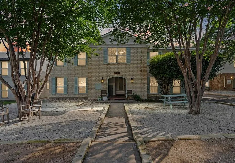 3438 Willowrun Dr #C — Photo 15