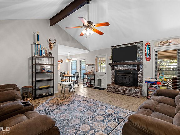 5th image of 5302 Goldenrod Cir
