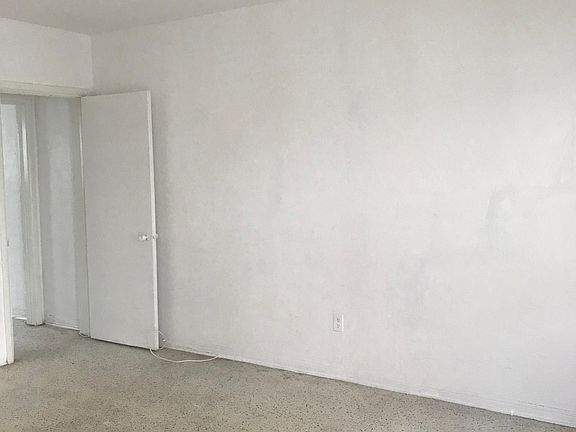 4th image of 1535 Michigan Ave APT 8
