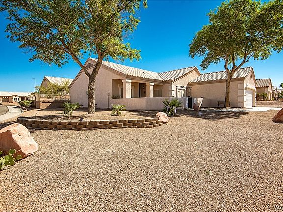 4th image of 2285 Desert Forest Lane