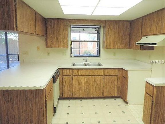2nd image of 2270 Silver Maple Ct