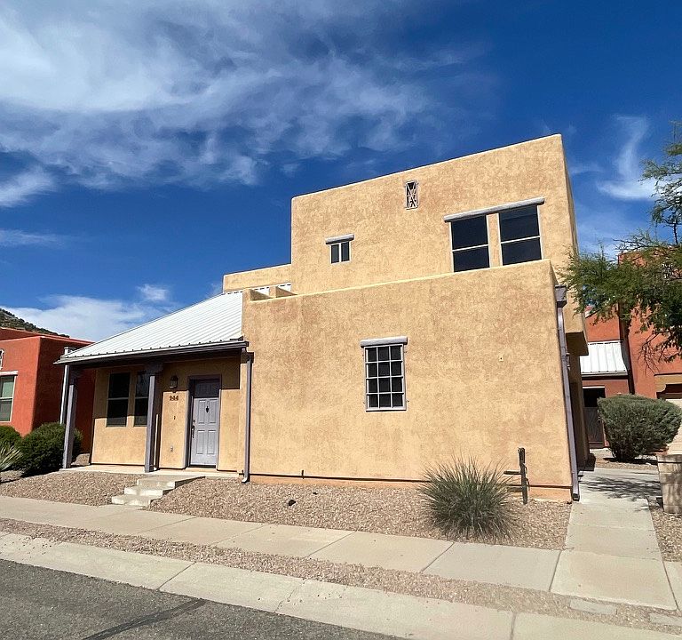 1st image of 944 W Calle Carasol
