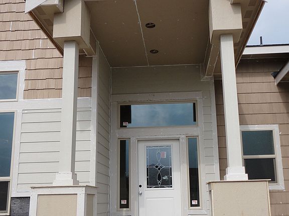 2nd image of 1414 Kirby Ln
