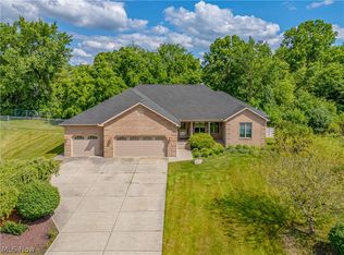 6914 Ruby Cts, Youngstown, OH 44515