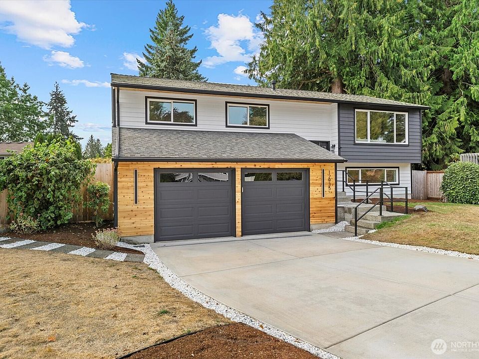 1st image of 12935 NE 131st Street