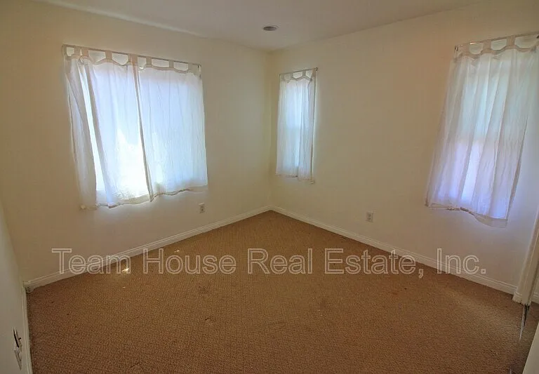 28440 Mirabelle Ln — Photo 12