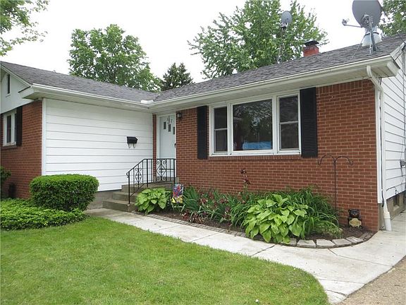 2nd image of 617 Pin Oak Dr