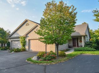 201 Hill St, Hartland, WI 53029