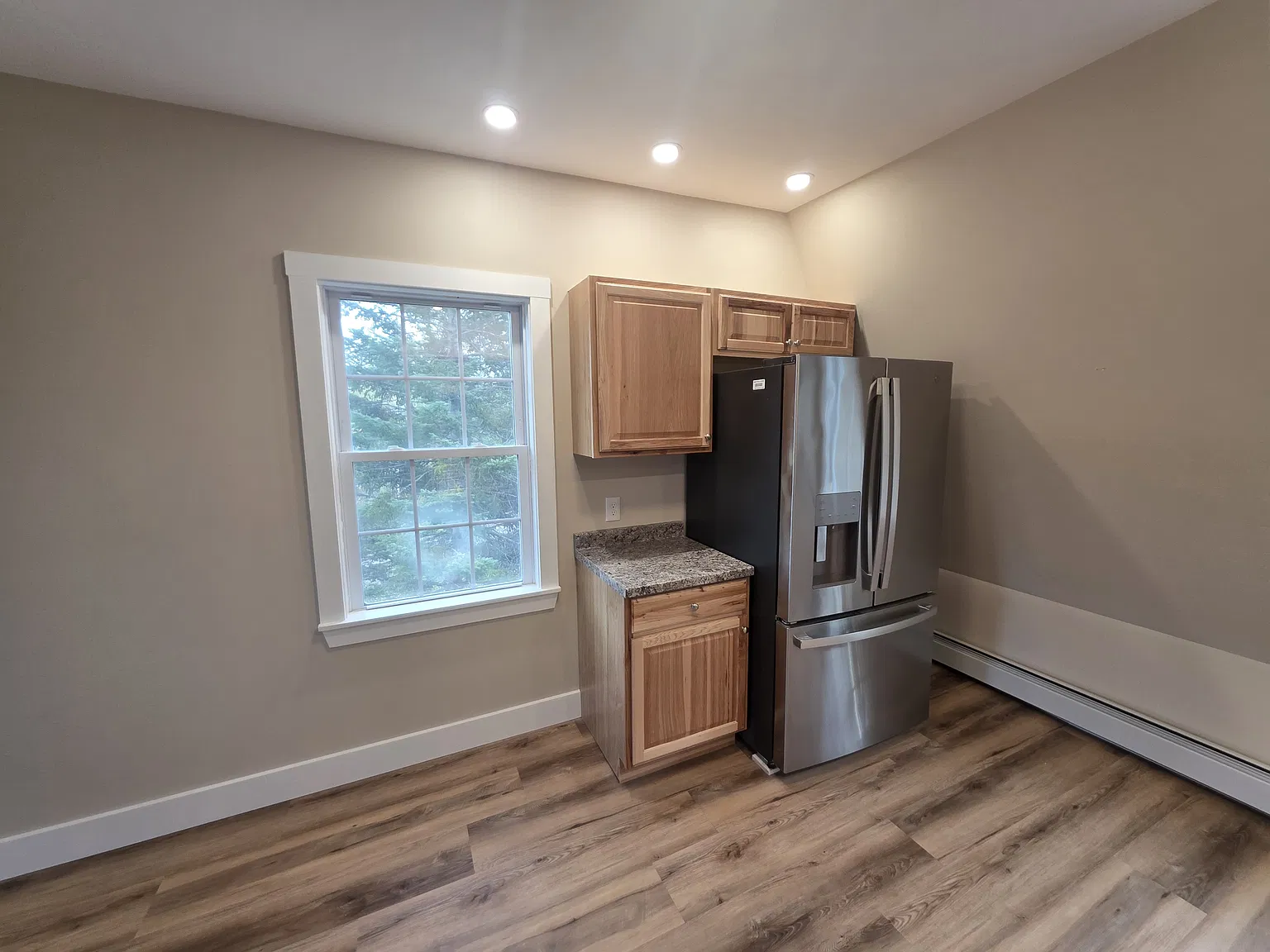 2 bed, 1200 sqft, $2,000 — Photo 3