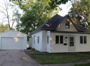 406 Walnut St, Early, IA 50535