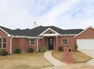 1008 Colonial Dr, Jacksonville, TX 75766
