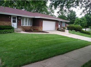 3815 Packard Pkwy, Rockford, IL 61101