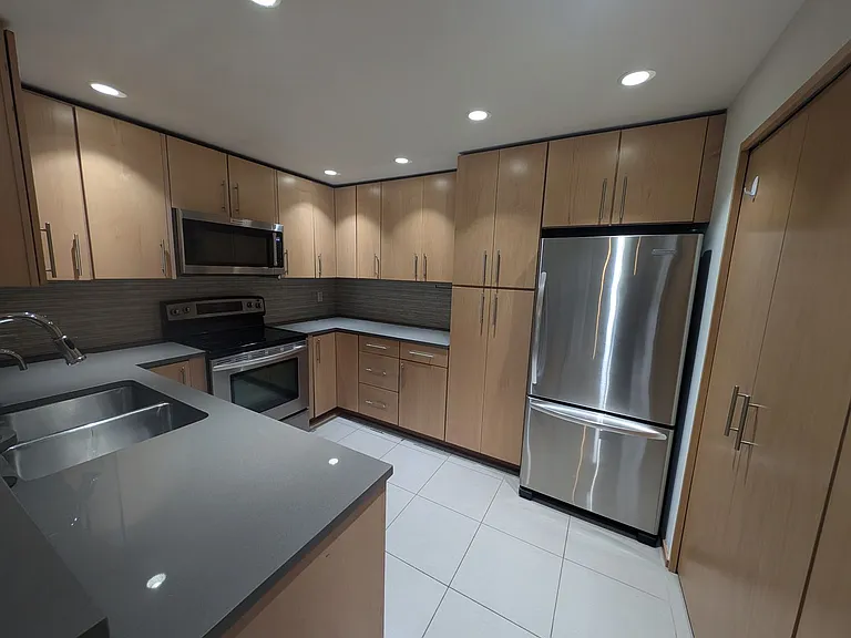 1800 Boylston Ave #304 — Photo 21