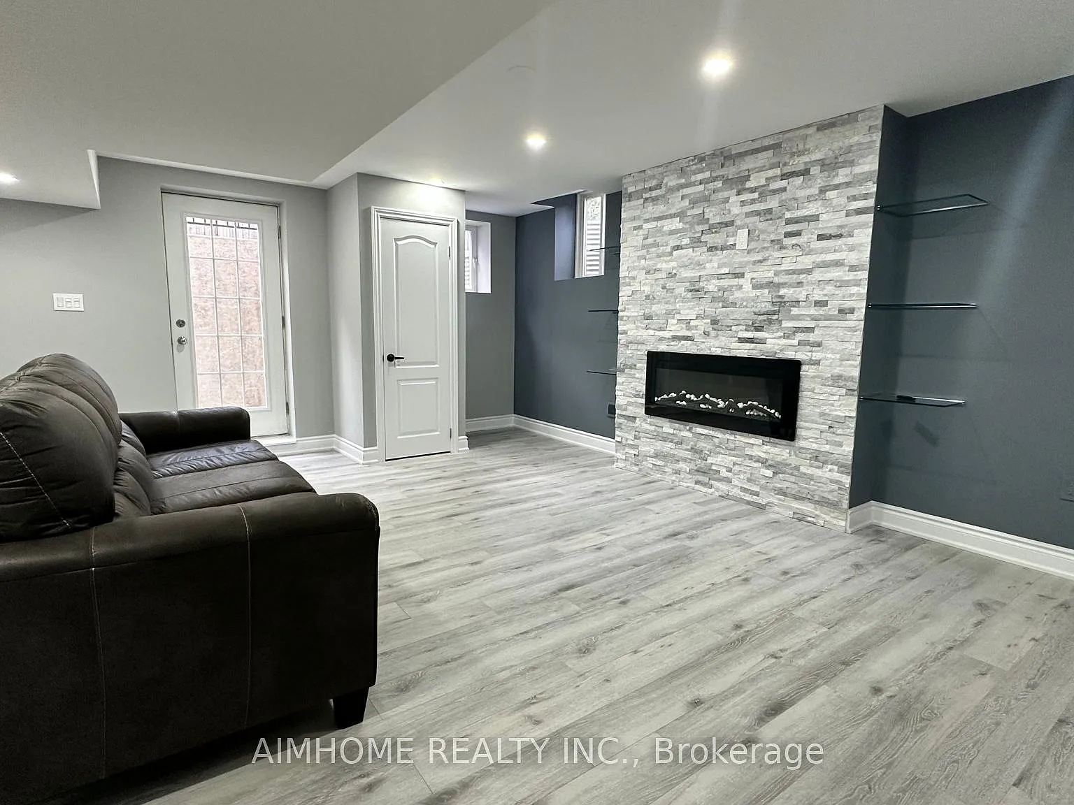 1 bed, $1,900 — Photo 2