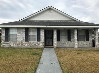 5272 Basinview Dr, New Orleans, LA 70126
