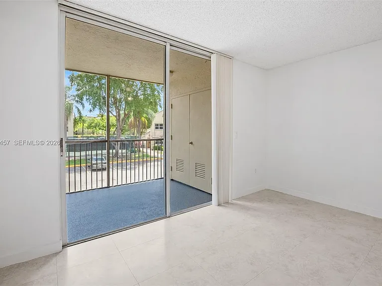 8373 Lake Dr #201 — Photo 15