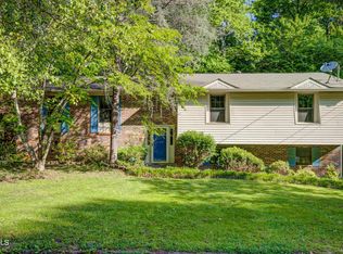 8607 Barbee Ln, Knoxville, TN 37923