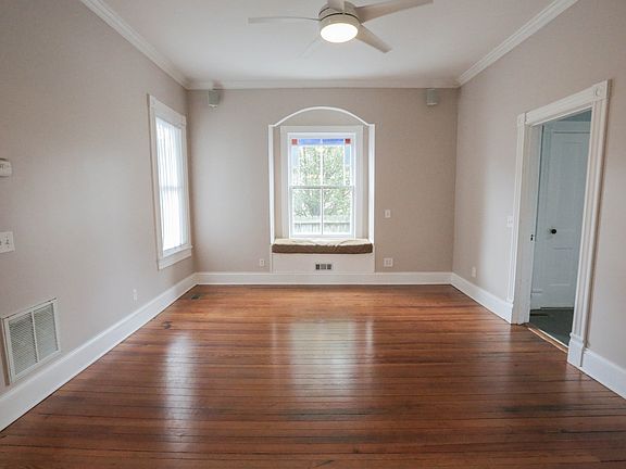 2nd image of 301 Florida Ave