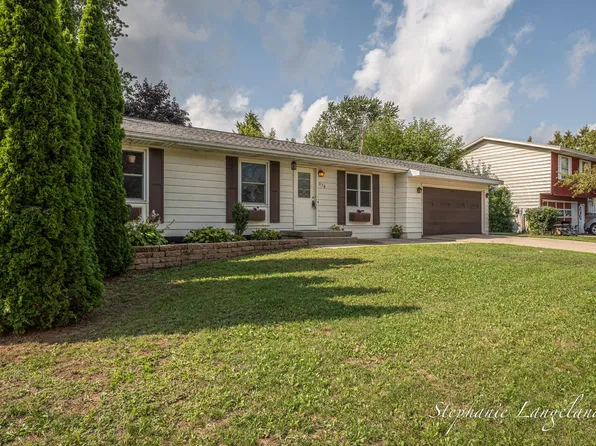 276 Homer Ln, Coopersville, MI 49404