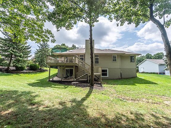 2nd image of 2311 Otterbin St