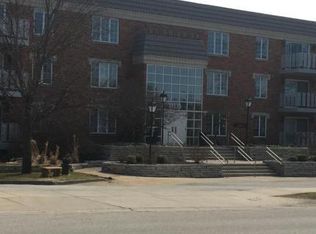 13335 Watertown Plank Rd, Elm Grove, WI 53122