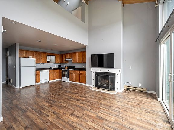 5th image of 7806 Birch Bay Drive #802