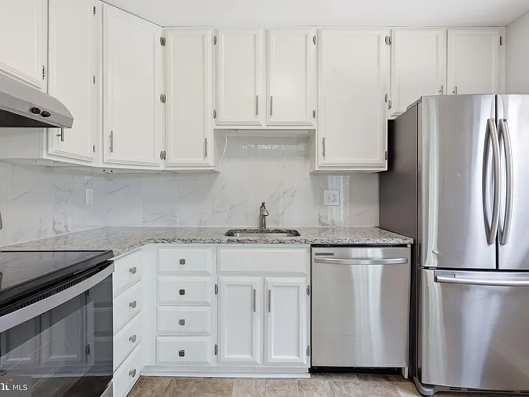 1211 Springtide Pl — Photo 10