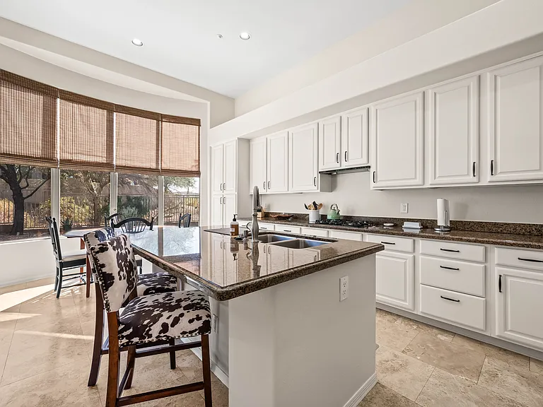 11479 E Beck Ln — Photo 14