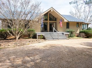 19 Howe Ln, Lexington, VA 24450