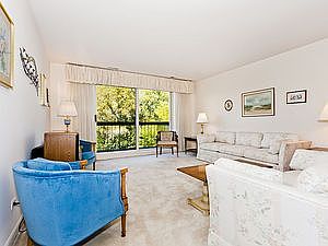 3rd image of 501 Lake Hinsdale Dr APT 309