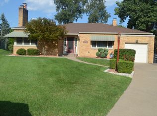 19 Hillcrest Ct, Rock Island, IL