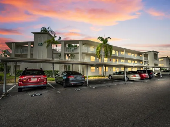 960 Virginia St APT 307, Dunedin, FL 34698
