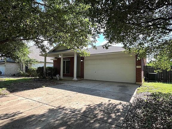 2nd image of 3850 Willie Mays Ln