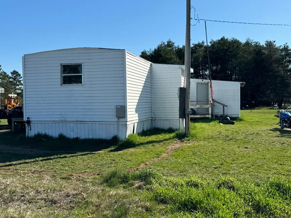 9794 Five Mile Rd, Evart, MI 49631