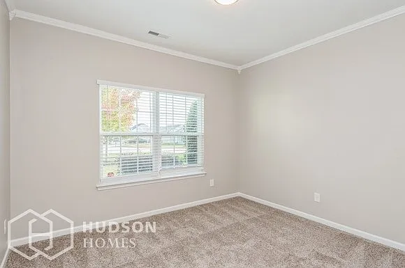 156 Valerie Dr — Photo 9