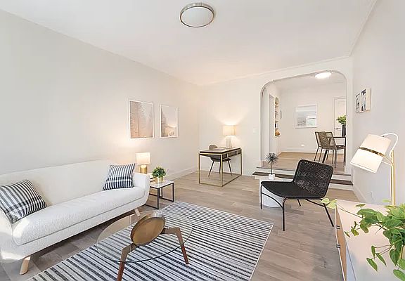 2nd image of 57 Park Ter W APT 4G