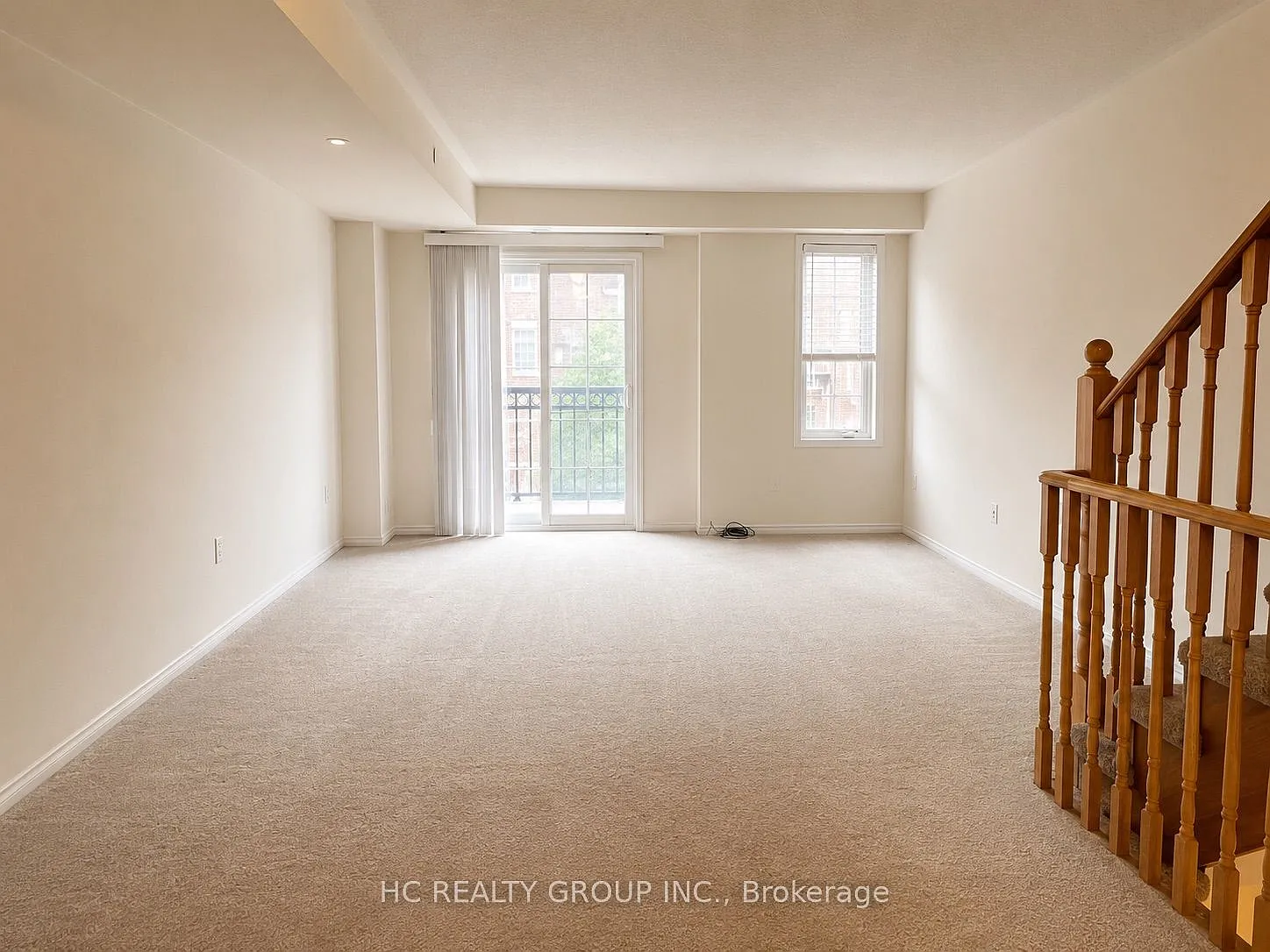 4 bed, $2,900 — Photo 3