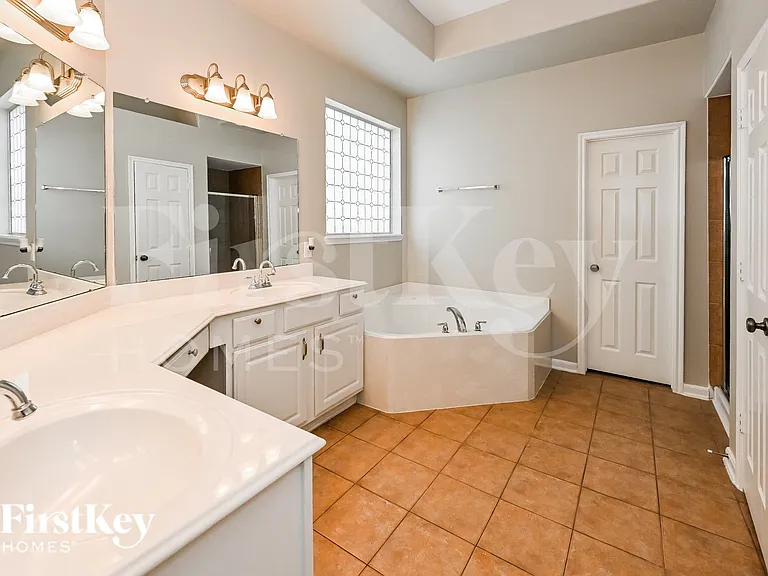 13803 Turning Spring Ln — Photo 12